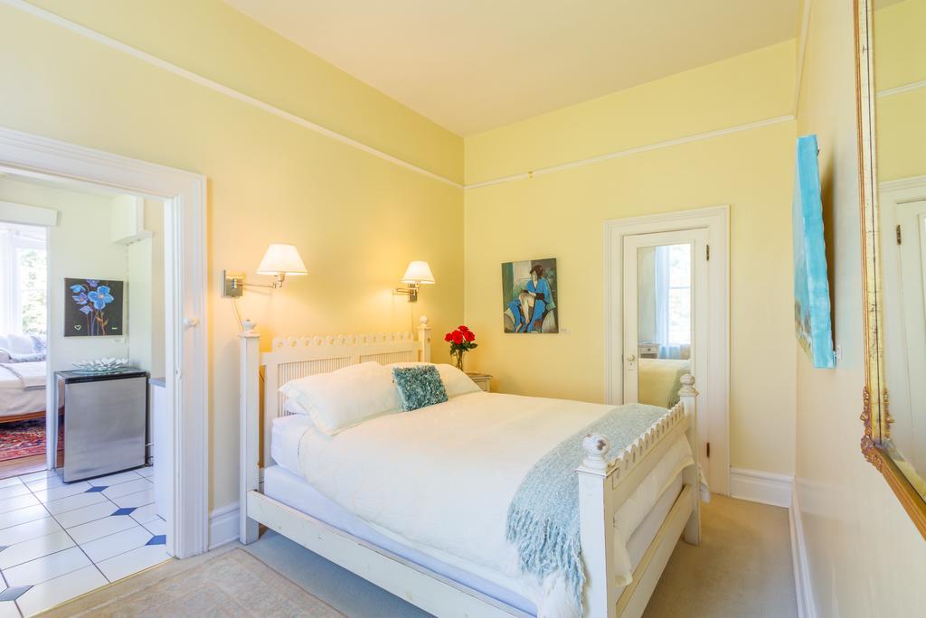 Fairholme Manor Inn Victoria Kültér fotó