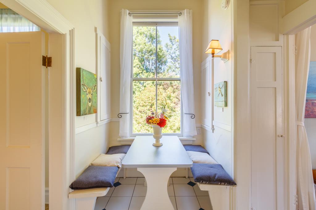 Fairholme Manor Inn Victoria Kültér fotó