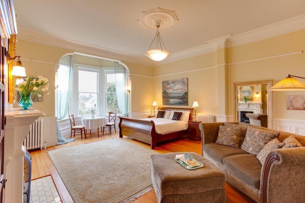 Fairholme Manor Inn Victoria Kültér fotó