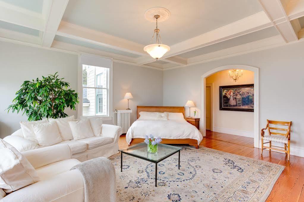 Fairholme Manor Inn Victoria Kültér fotó